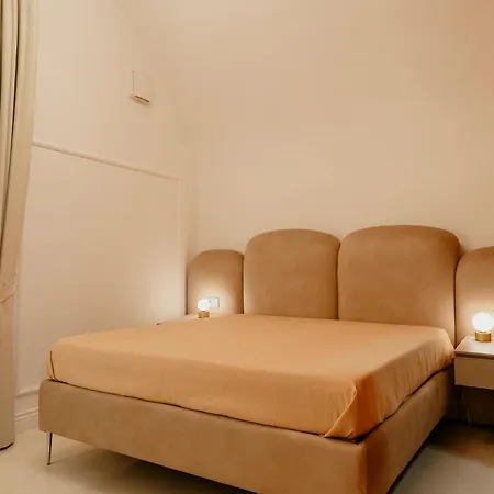 Apartment Luxury Apartment-quartieri Spagn By Alux38 *